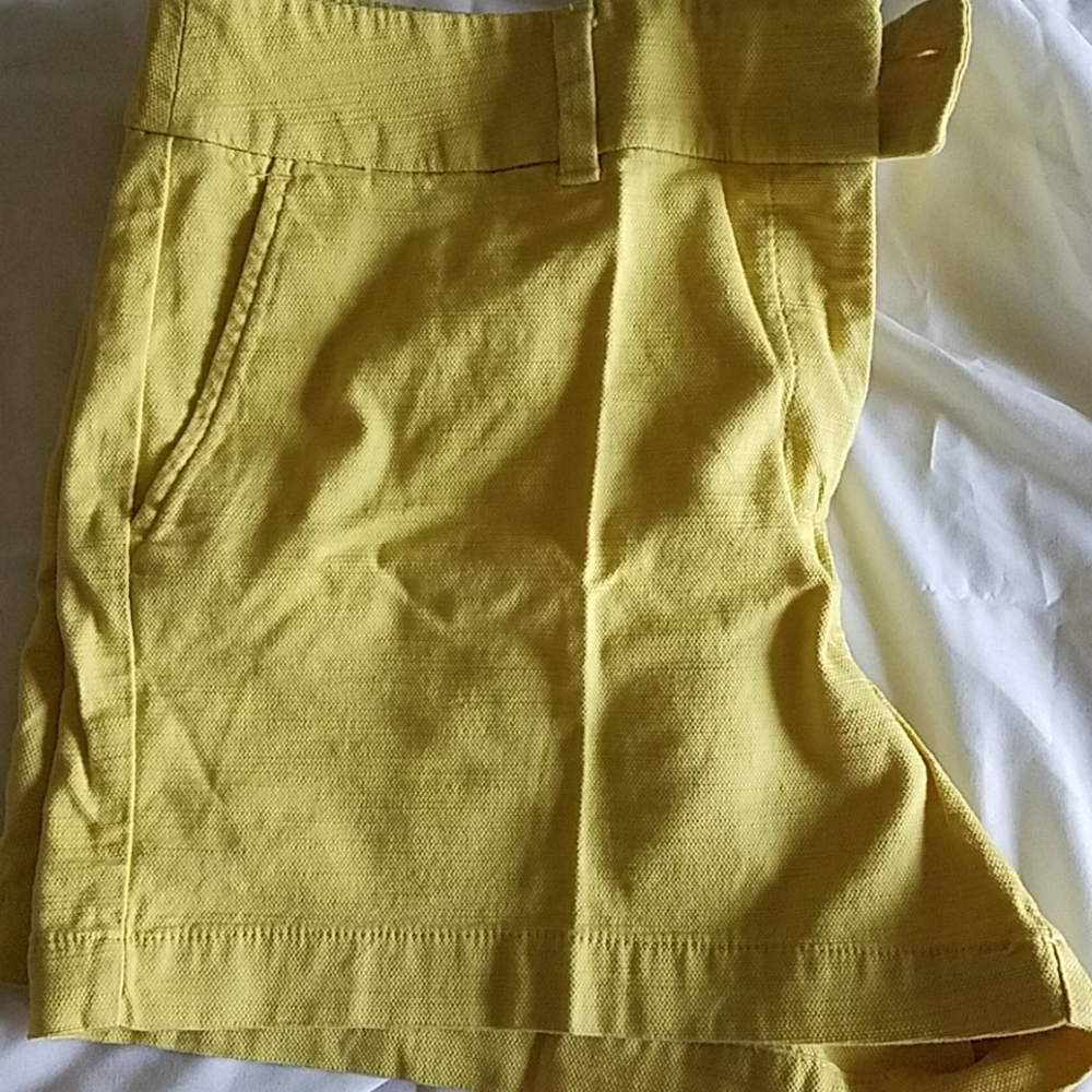 Shorts - Picture 1 of 4